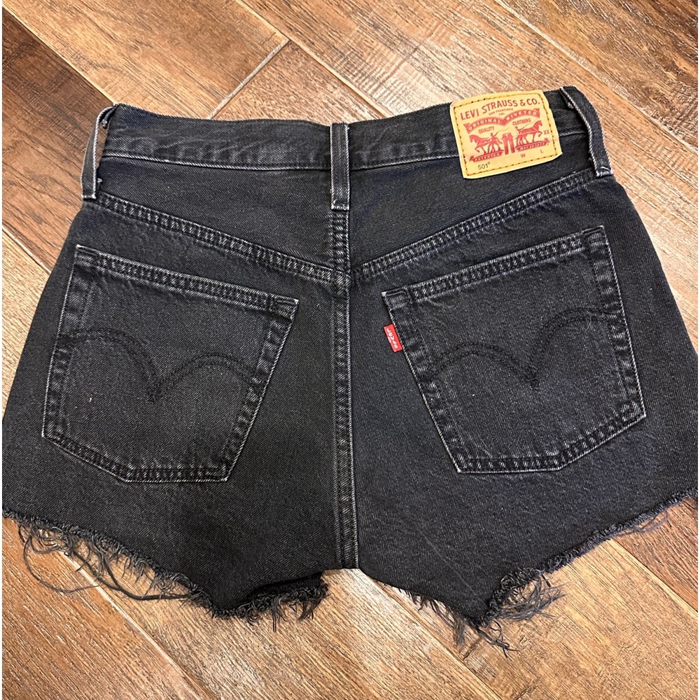 LEVIS 501 High-Rise Black Jean Shorts